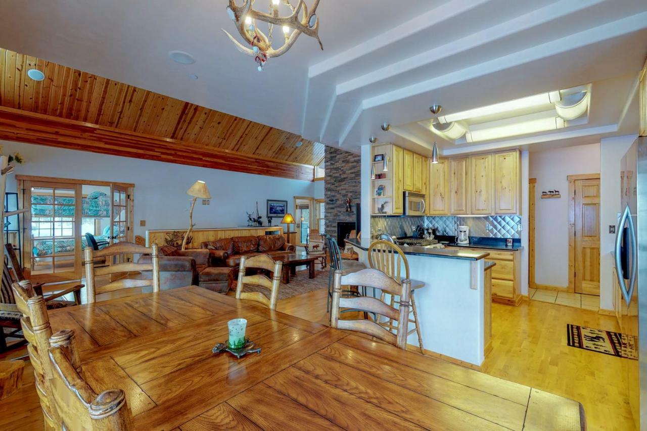 Antler Ridge Villa Big Sky Exterior foto